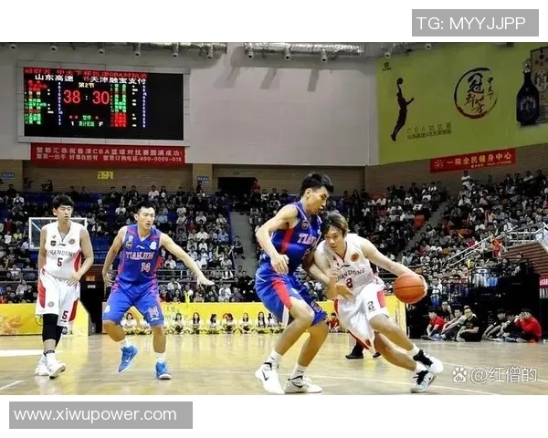 赛后分析：上海篮球队与杭州篮球队的比赛节奏与战术对比